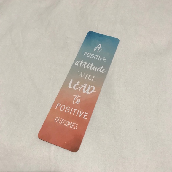 A Positive Attitude Will Lead to Positive Outcomes Bookmark Double Sided Smile - Picture 1 of 2